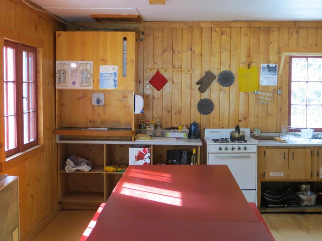 Hi Rampart Creek - Hostel Saskatchewan River Crossing Exteriör bild
